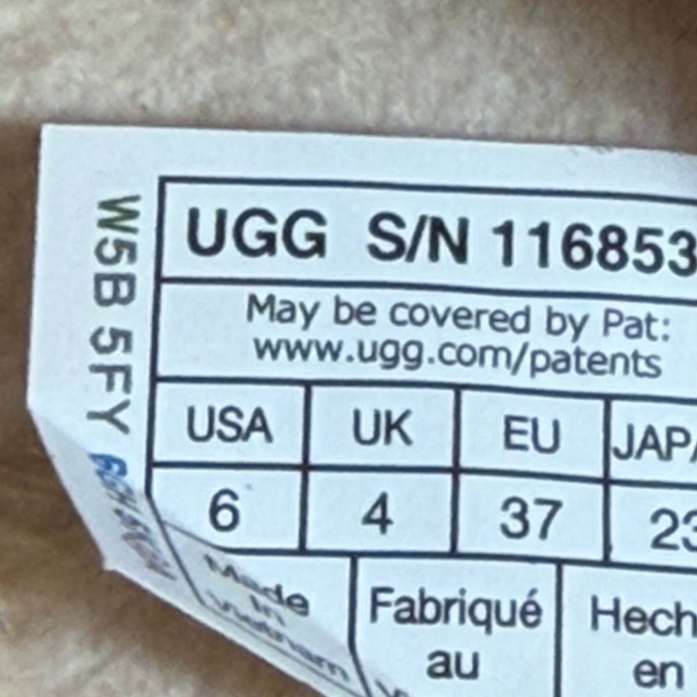 UGG Goldenstar Cozy Clog - Picture 10 of 10